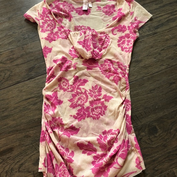 🌸Sweet Pea Sweet tee🌸 - Picture 2 of 2